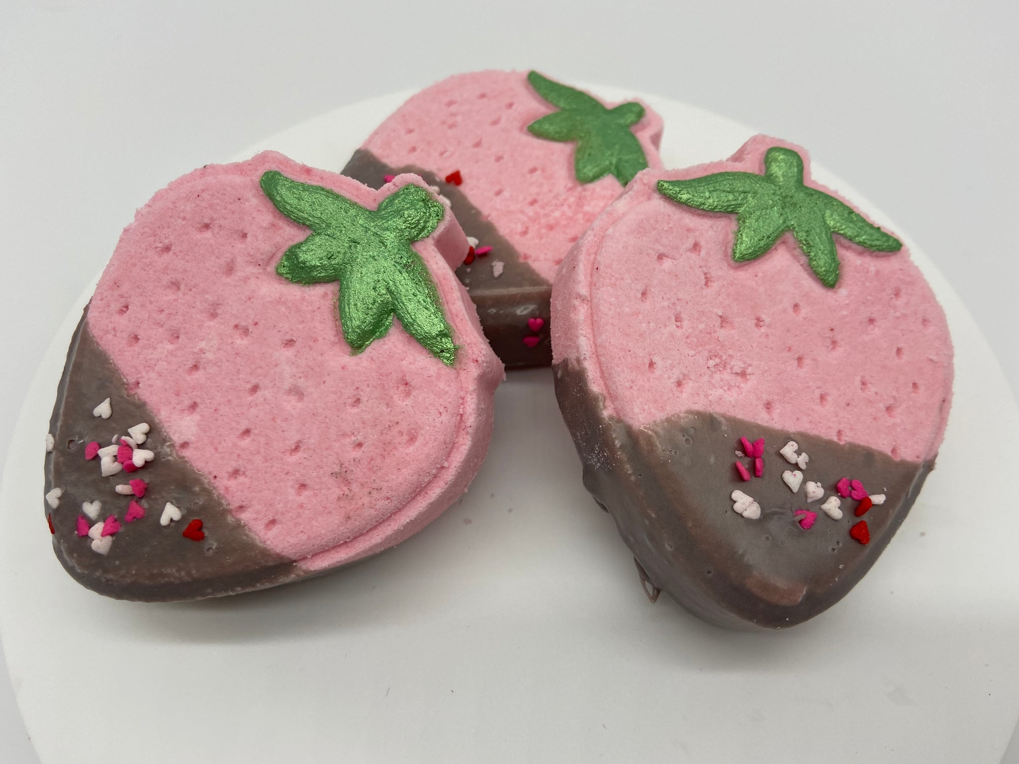 Dipped Strawberry Bath Fizzie